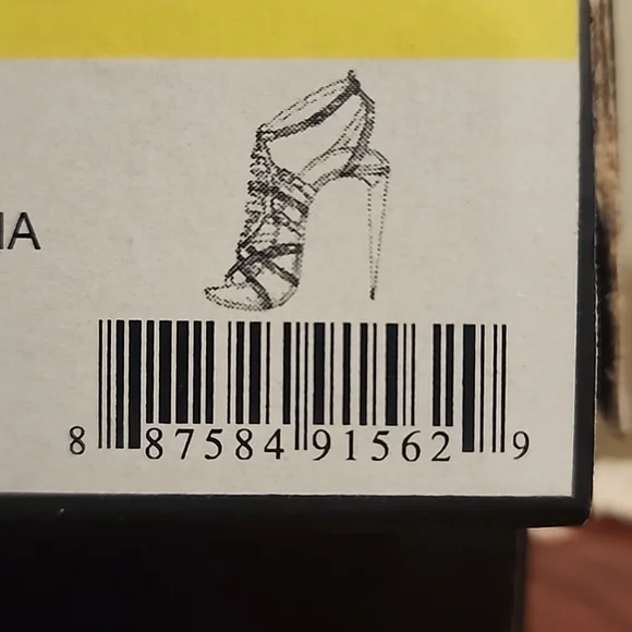 Shoes - Picture 5 of 5